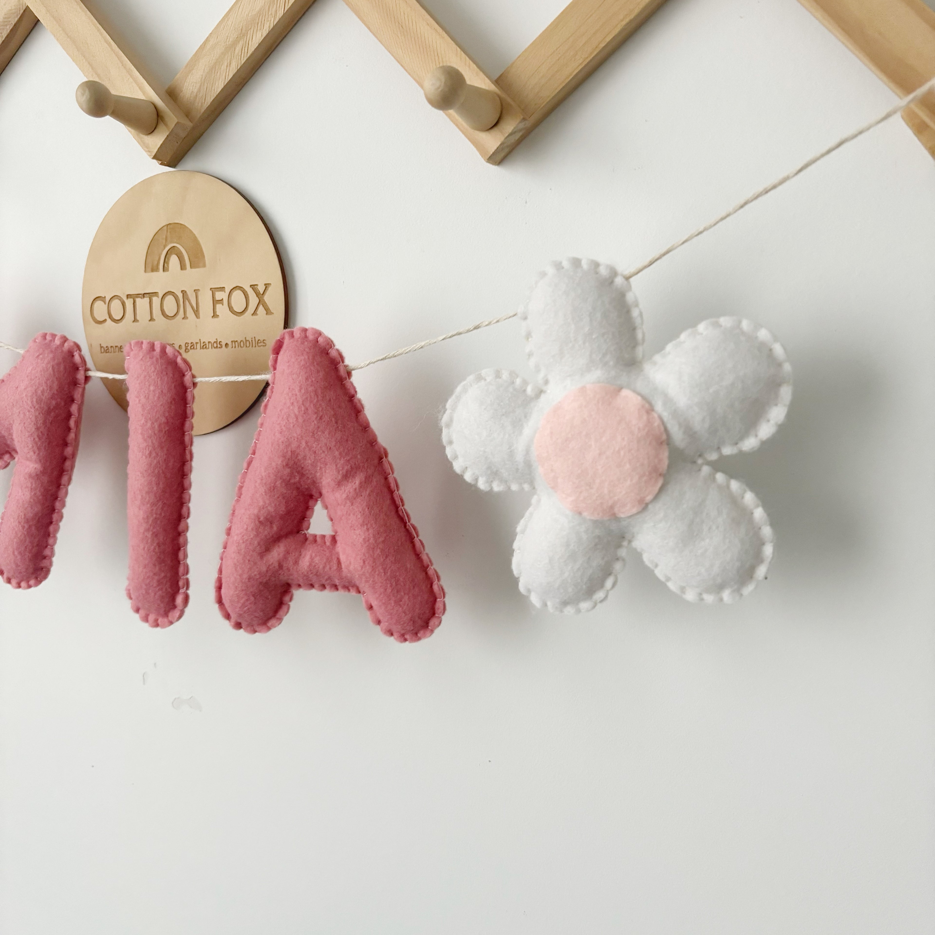 Daisy Flower Name Bunting